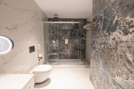 Granada Luxury Red - 21