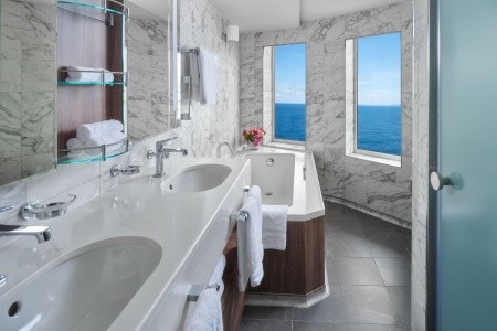 Norwegian Spirit - 32