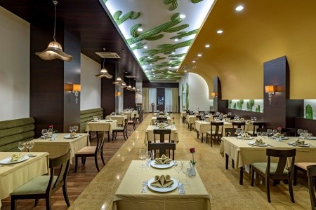 Royal Holiday Palace - 32