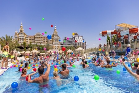 Royal Holiday Palace - 41