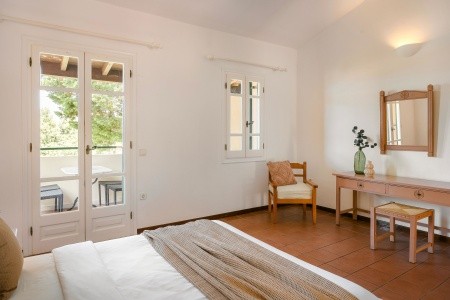 Century Resort - 100