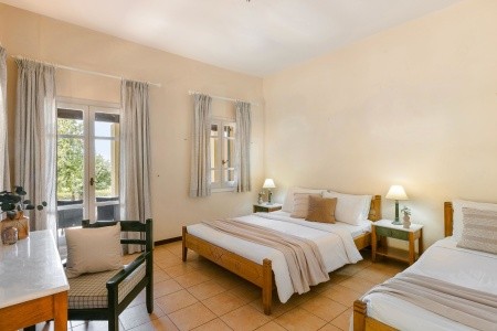 Century Resort - 110