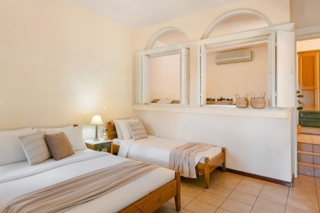 Century Resort - 111