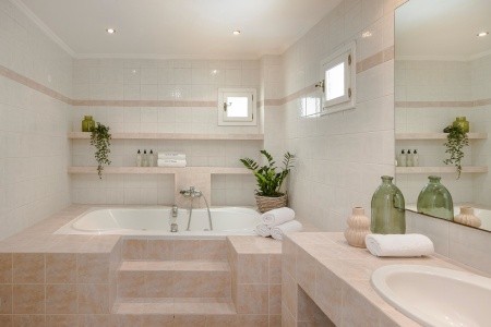 Century Resort - 114