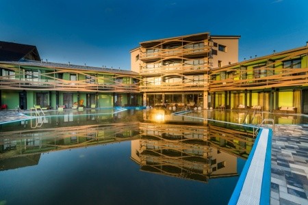 Slovensko Liptov Galeria Thermal Bešeňová 3 dňový pobyt Raňajky Vlastná August 2026 ( 5/08/26- 7/08/26)
