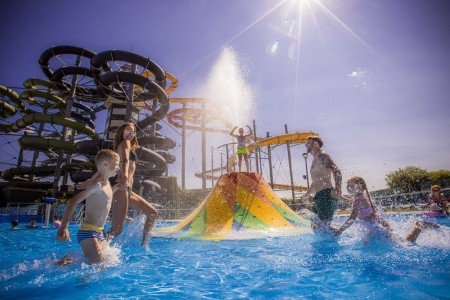 Slovensko Liptov Galeria Thermal Bešeňová 3 dňový pobyt Raňajky Vlastná August 2026 ( 5/08/26- 7/08/26)