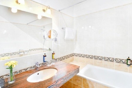 Slovensko Vysoké Tatry Grandhotel Praha 6 dňový pobyt Raňajky Vlastná November 2026 (12/11/26-17/11/26)