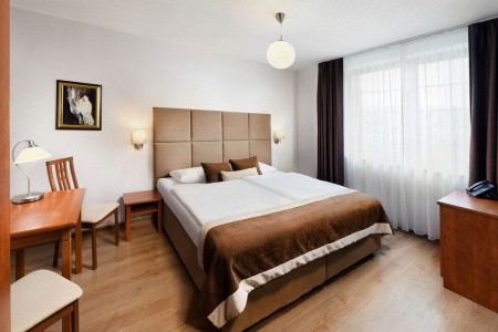 Slovensko Liptov Bešeňová 8 dňový pobyt Raňajky Vlastná May 2026 (19/05/26-26/05/26)