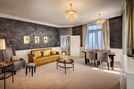 Slovensko Vysoké Tatry Grandhotel Starý Smokovec 4 dňový pobyt Raňajky Vlastná October 2026 (25/10/26-28/10/26)