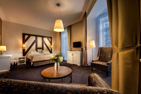 Slovensko Vysoké Tatry Grandhotel Starý Smokovec 4 dňový pobyt Raňajky Vlastná October 2026 (25/10/26-28/10/26)