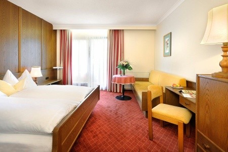 St. Hubertus (Lofer) - 4