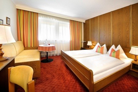 St. Hubertus (Lofer) - 5