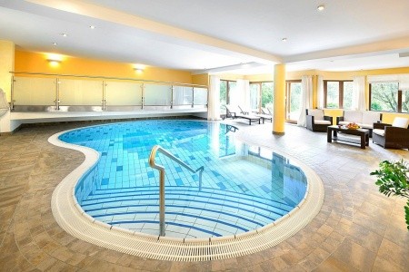 St. Hubertus (Lofer) - 13