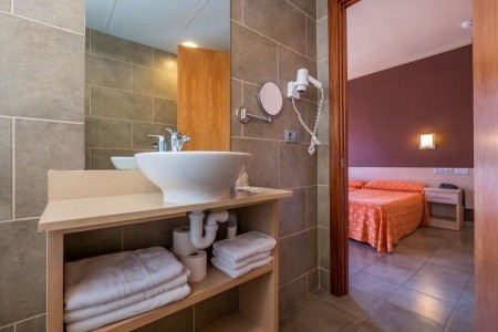 Tossa Beach Center (Ex. Tossa Beach & Tossa Center) - 7