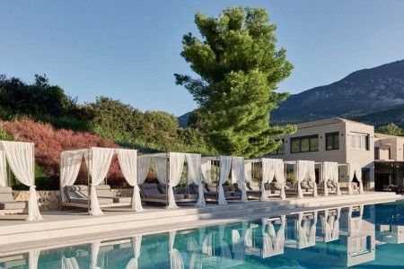 Celestial Hotel Luxury Suites And Spa - 2