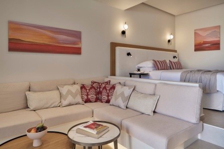 Celestial Hotel Luxury Suites And Spa - 13