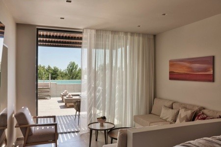 Celestial Hotel Luxury Suites And Spa - 14