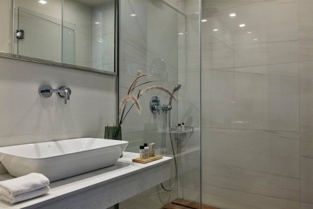 Celestial Hotel Luxury Suites And Spa - 17