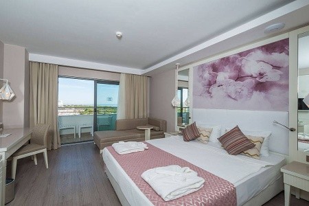 Diamond Premium & Spa - 42