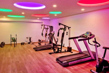 Mediterranean Beach Resort - 8