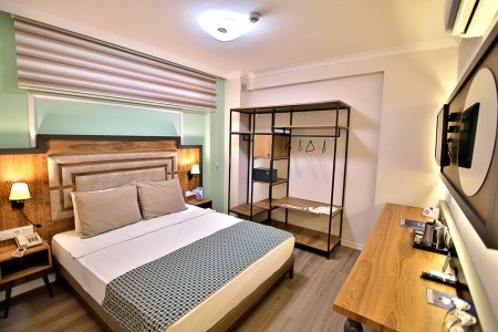 Club Big Blue Suite - 27