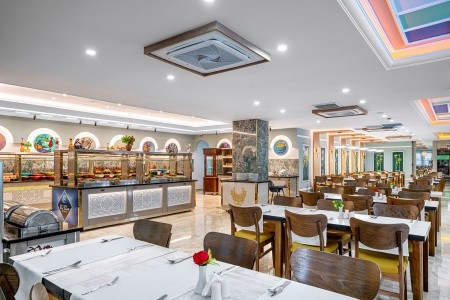 Club Big Blue Suite - 52