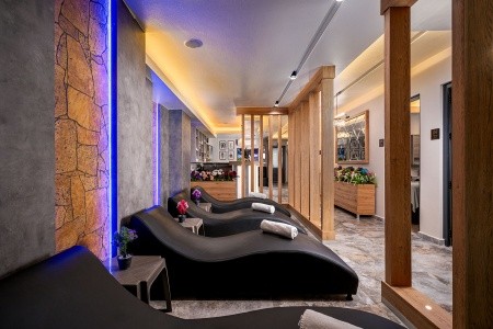 Club Big Blue Suite - 80