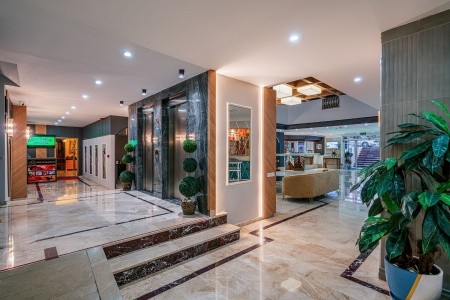 Club Big Blue Suite - 6