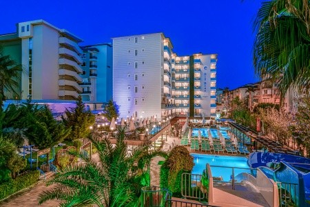 Club Big Blue Suite - 8