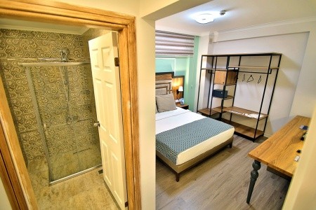 Club Big Blue Suite - 28