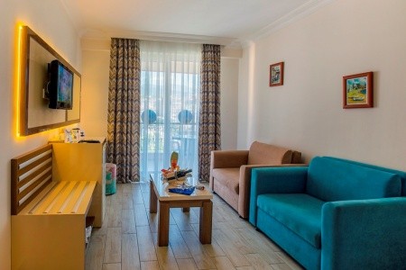 Club Big Blue Suite - 42