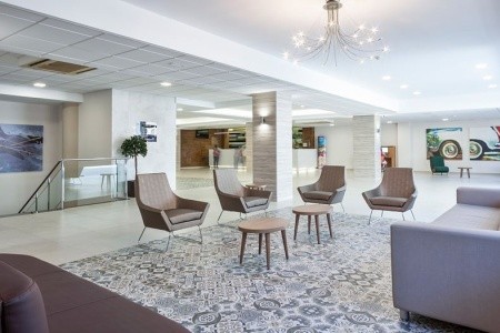 Španielsko Costa Dorada Best Oasis Park 8 dňový pobyt Polpenzia Letecky Letisko: Praha July 2026 ( 4/07/26-11/07/26)