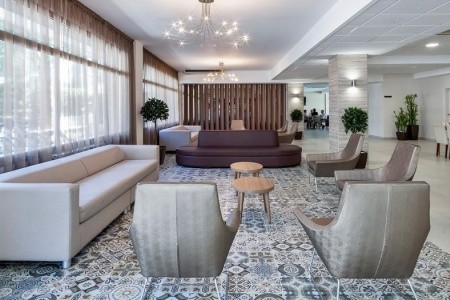 Španielsko Costa Dorada Best Oasis Park 8 dňový pobyt Polpenzia Letecky Letisko: Praha July 2026 ( 4/07/26-11/07/26)