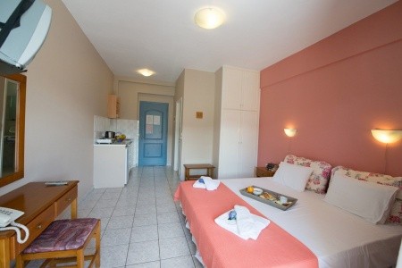 Christina Studios - 16