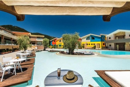 Alexandra Golden Boutique - 7