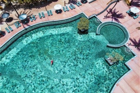 Outrigger Maurtius Beach Resort - 16