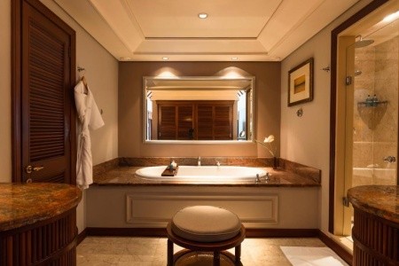 Constance Prince Maurice - 25