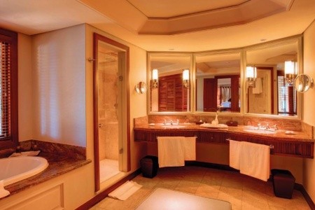 Constance Prince Maurice - 27