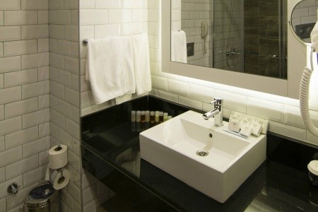 Port River Hotel & Spa - 40