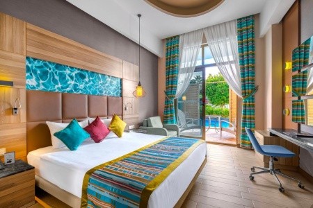 Long Beach Resort Hotel & Spa - 13