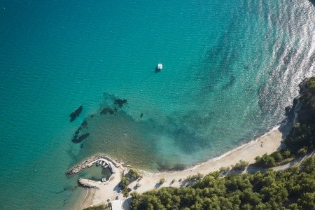 Celestial Hotel Luxury Suites And Spa - 2