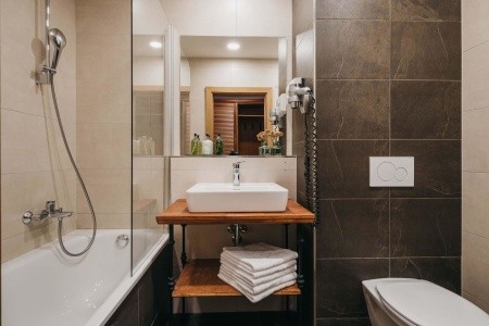 Victoria By Vaya - 80