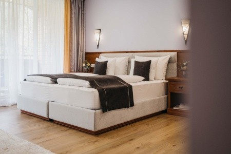 Victoria By Vaya - 82