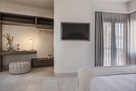 Thalassa Boutiqe - 13