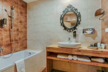 Victoriaya (Ex. Victoria Kaprun) - 10