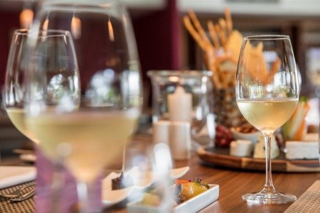 La Pirogue Resort & Spa - 9