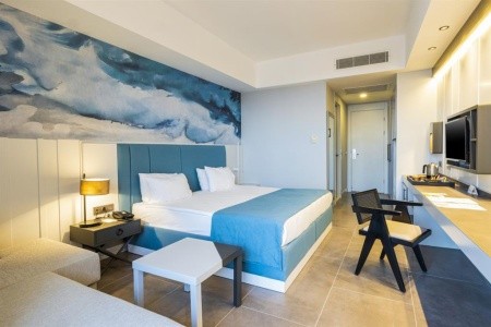 Crystal Centro Resort - 11