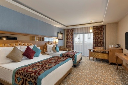 Royal Holiday Palace - 65