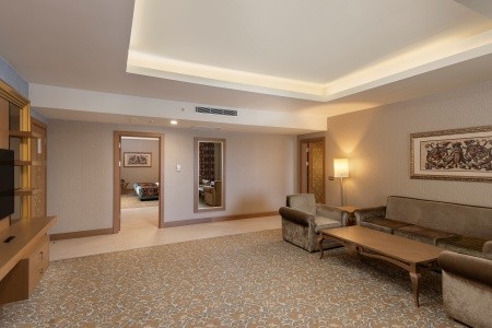 Royal Holiday Palace - 77