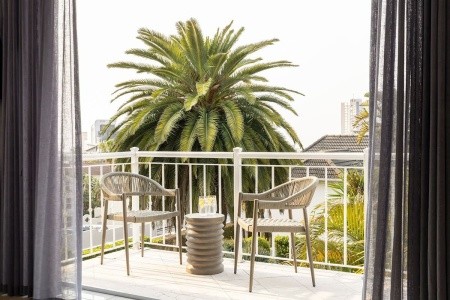The Clarendon Fresnaye - 12